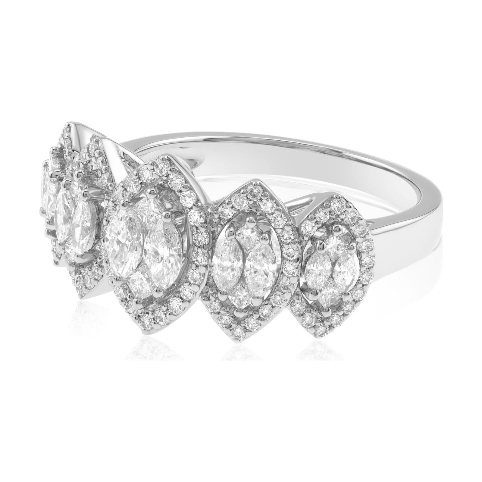 14k white gold pavé diamond ring